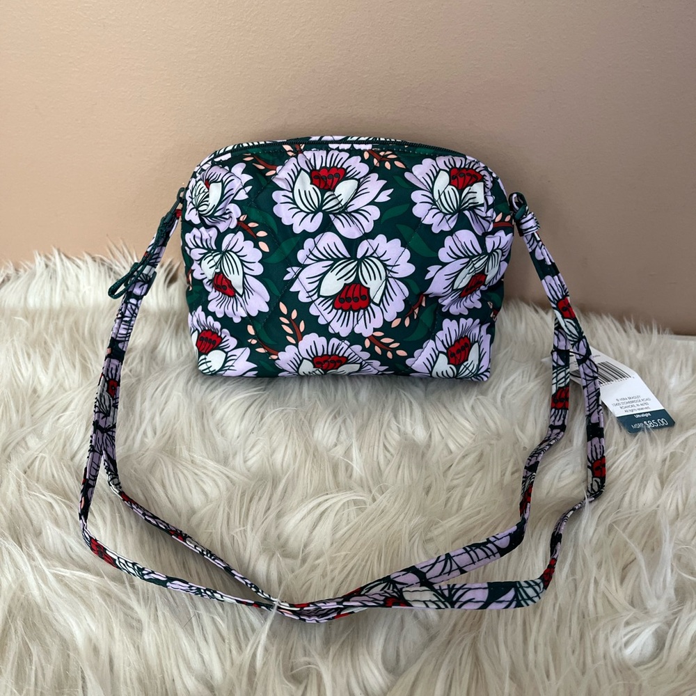 {Vera Bradley} Camera Bag Crossbody in Ultralight Lotus Sea Moss - NWT